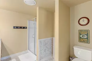 1735 S Oneida St, Green Bay, WI 54304 - Photo 32