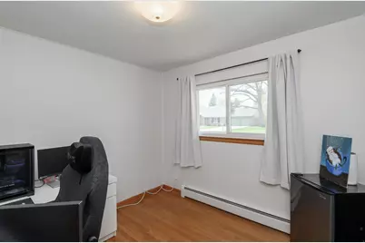 4221  Woodbury Ln, Racine, WI 53403 - Photo 20