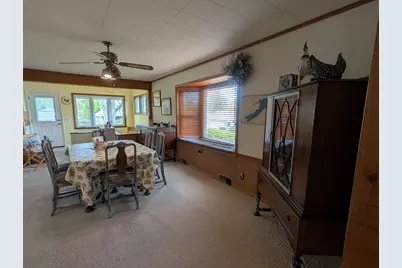 4226  Maple Dr, Delavan, WI 53115 - Photo 14