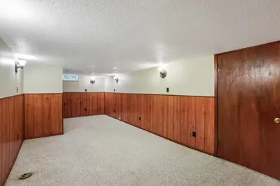 1232  Chippewa Dr, Waukesha, WI 53186 - Photo 22