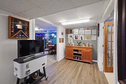 4266 S 78th St, Greenfield, WI 53220 - Photo 22