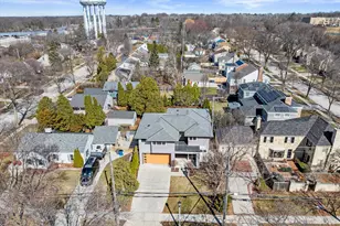122 W Devon St, Whitefish Bay, WI 53217 - Photo 52