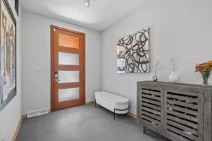 122 W Devon St, Whitefish Bay, WI 53217 - Photo 2
