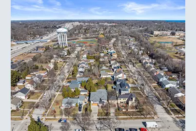 122 W Devon St, Whitefish Bay, WI 53217 - Photo 60
