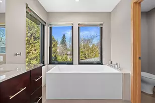 122 W Devon St, Whitefish Bay, WI 53217 - Photo 26