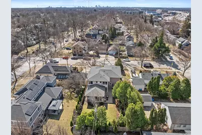 122 W Devon St, Whitefish Bay, WI 53217 - Photo 66