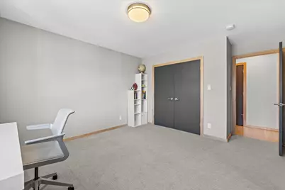 122 W Devon St, Whitefish Bay, WI 53217 - Photo 26