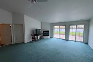 1534 River Pines Dr, Green Bay, WI 54311 - Photo 8