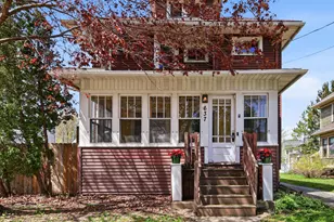637 Bowen St, Oshkosh, WI 54901 - Photo 2