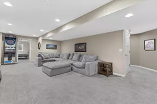 3108 Mineral Springs Blvd, Summit, WI 53066 - Photo 38
