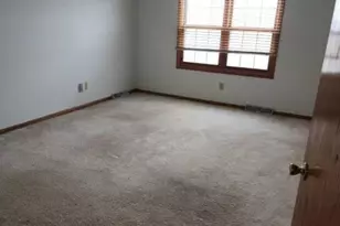 207 Nicholson Ave, South Milwaukee, WI 53172 - Photo 8