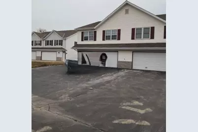 207  Nicholson Ave, South Milwaukee, WI 53172 - Photo 2