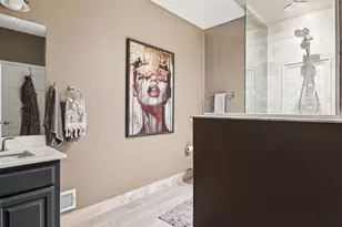 5924 Stefanie Way, Racine, WI 53108 - Photo 36