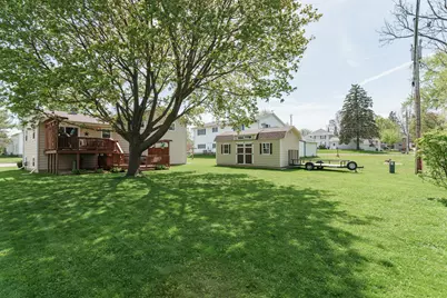 406 N Finch St, Horicon, WI 53032 - Photo 6