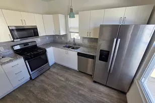 2317 S 9th St, Sheboygan, WI 53081 - Photo 4