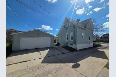 2317 S 9th St, Sheboygan, WI 53081 - Photo 26