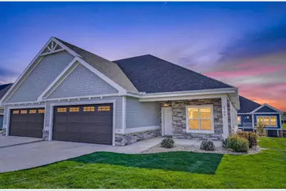 6706  Conservancy Plz #17, DeForest, WI 53532 - Photo 4