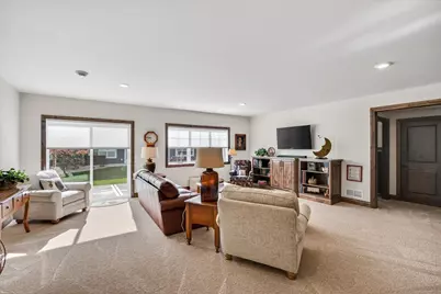 6706  Conservancy Plz #17, DeForest, WI 53532 - Photo 46