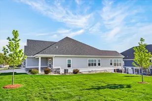 6706 Conservancy Plz, DeForest, WI 53532 - Photo 2
