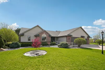 8108  East Ridge Dr, Pleasant Prairie, WI 53158 - Photo 6
