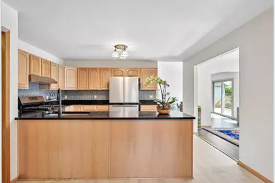 8108  East Ridge Dr, Pleasant Prairie, WI 53158 - Photo 20