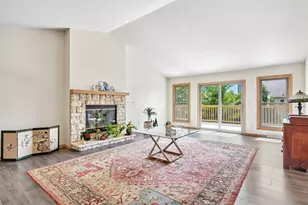 8108 E Ridge Dr, Pleasant Prairie, WI 53158 - Photo 10