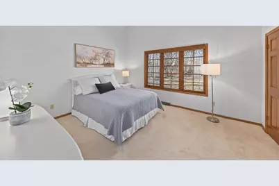 14220 W North Oak Blvd, New Berlin, WI 53151 - Photo 14