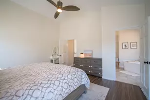 824 E Glen Ave, Whitefish Bay, WI 53217 - Photo 20