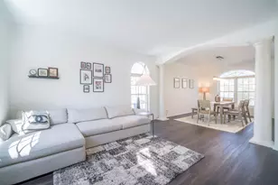 824 E Glen Ave, Whitefish Bay, WI 53217 - Photo 2