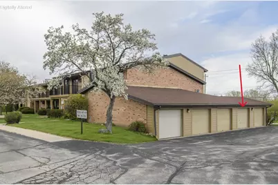 8749 N 72nd St #2, Milwaukee, WI 53223 - Photo 38