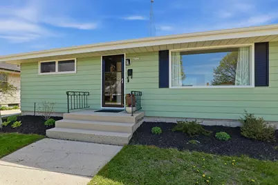 2725 S 11th St, Sheboygan, WI 53081 - Photo 2