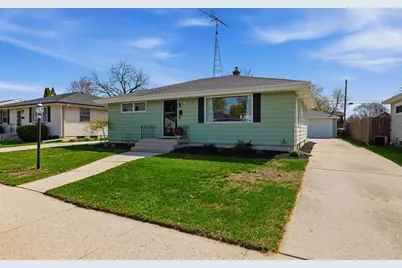 2725 S 11th St, Sheboygan, WI 53081 - Photo 1