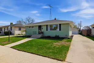 2725 S 11th St, Sheboygan, WI 53081 - Photo 1
