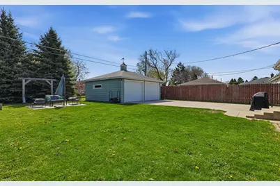 2725 S 11th St, Sheboygan, WI 53081 - Photo 34