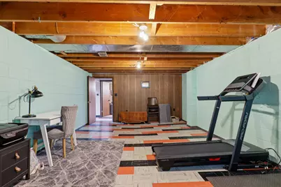 2725 S 11th St, Sheboygan, WI 53081 - Photo 24