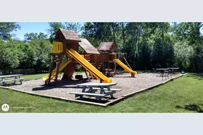 821  Van Slyke Dr, Fontana, WI 53125 - Photo 30