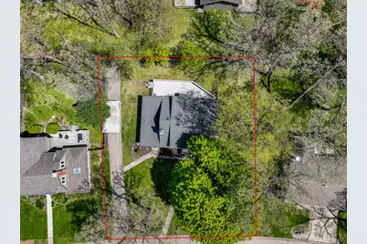 821  Van Slyke Dr, Fontana, WI 53125 - Photo 34