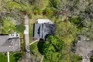 821 Van Slyke Dr, Fontana, WI 53125 - Photo 34