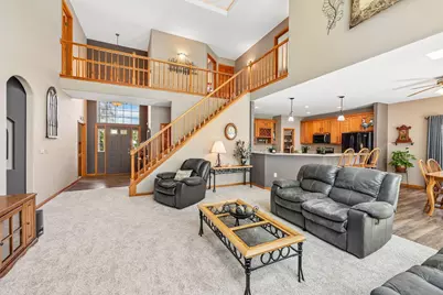 238 E Redding Cir, Belgium, WI 53004 - Photo 2