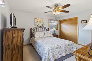 4961 S 24th St, Milwaukee, WI 53221 - Photo 18