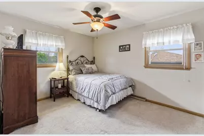 4961 S 24th St, Milwaukee, WI 53221 - Photo 20