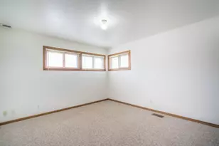 628 Pleasant Dr, West Bend, WI 53095 - Photo 16