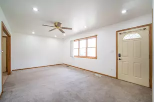 628 Pleasant Dr, West Bend, WI 53095 - Photo 10