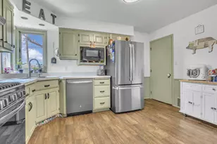 1806 N 12th St, Sheboygan, WI 53081 - Photo 8