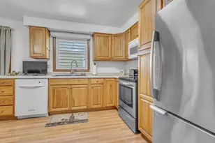 2211 N 37th St, Sheboygan, WI 53083 - Photo 8