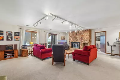 2101 W Good Hope Rd #210, Glendale, WI 53209 - Photo 2