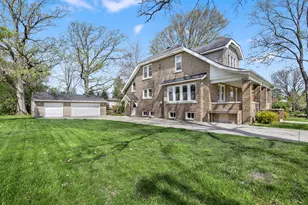 5075 S 35th St, Greenfield, WI 53221 - Photo 2
