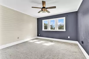 5075 S 35th St, Greenfield, WI 53221 - Photo 24