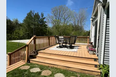 10155 W Oakwood Rd, Franklin, WI 53132 - Photo 24
