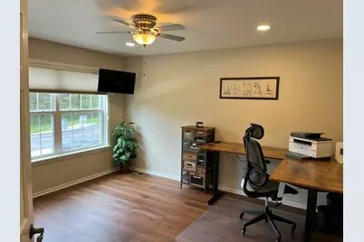 10155 W Oakwood Rd, Franklin, WI 53132 - Photo 16